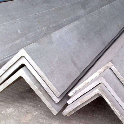 barra de ângulo de aço inoxidável do ferro de 10x10 Q235 laminada a alta temperatura para projetar a estrutura